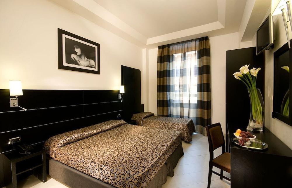Hotel Sonya Roma Esterno foto